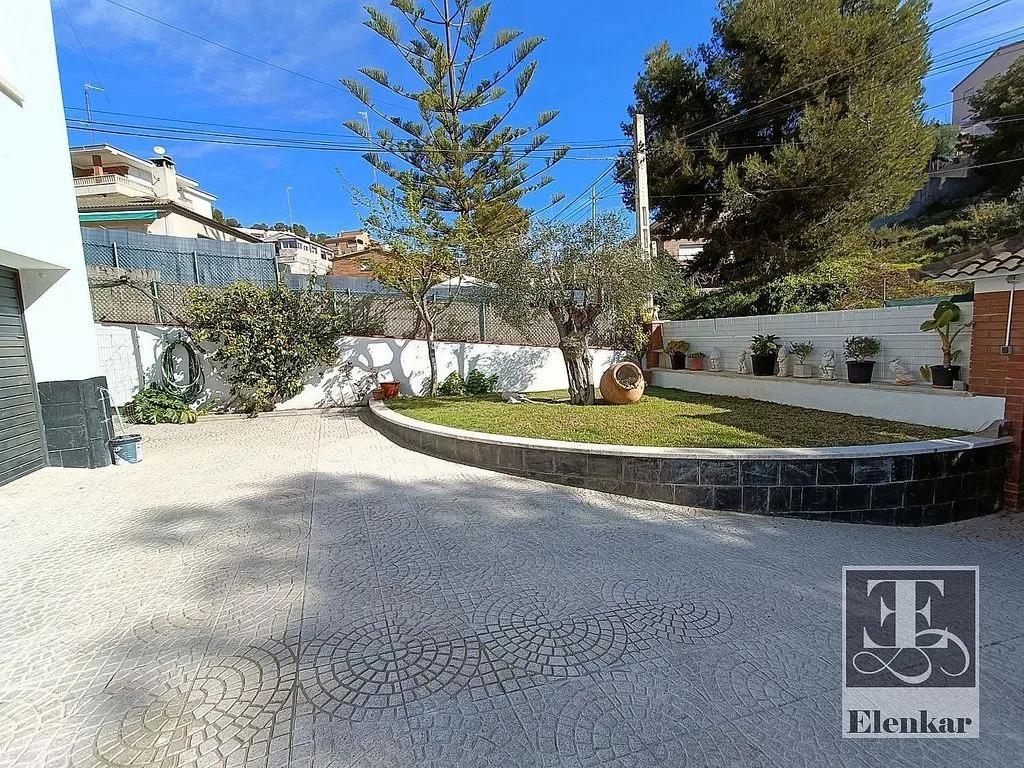Välivaade - Chalet with Pool in Segur de Calafell