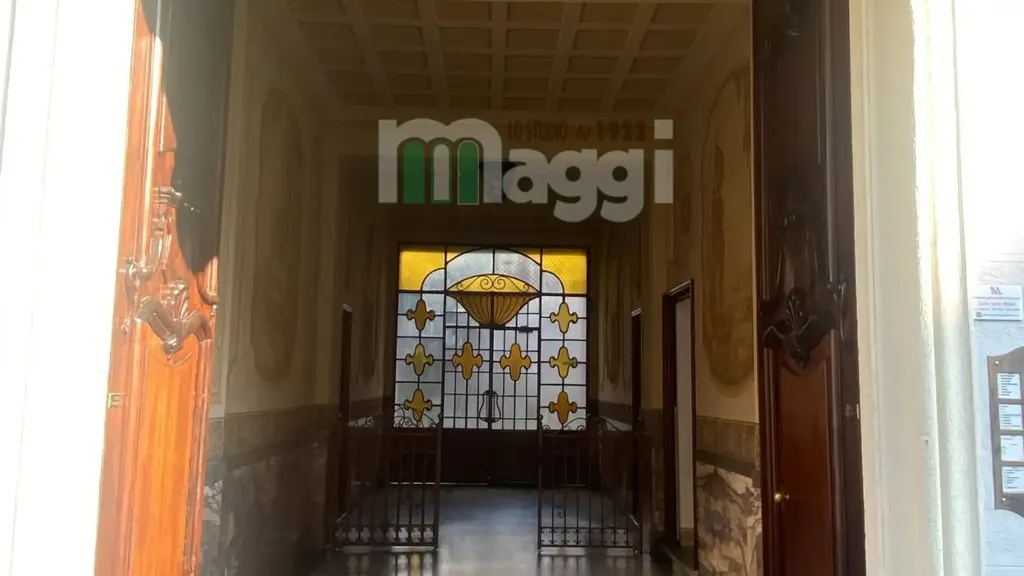 Entrée - Bilocale in Historic Building near Bocconi, Milan