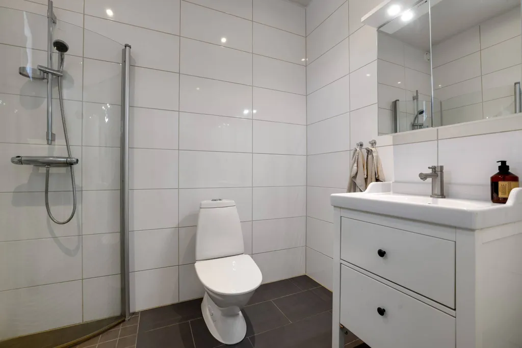 Vannitoad - Allmogestyle Villa with Pool in Yxstabacken
