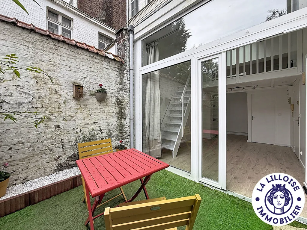 Aed - Charming Studio with Courtyard in University Area