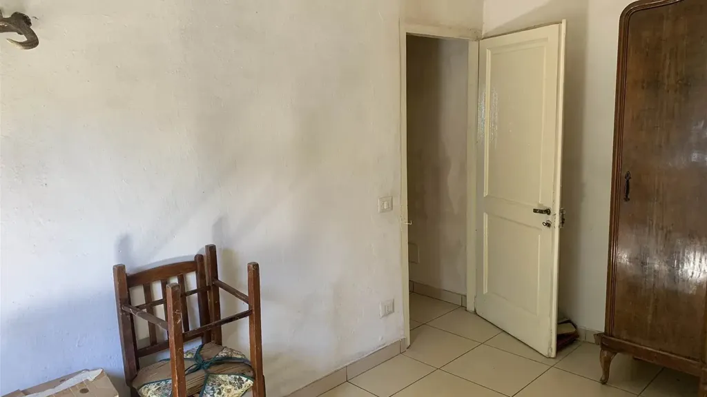 Magamistoad - Terrace Flat in Medieval Village, Rufina