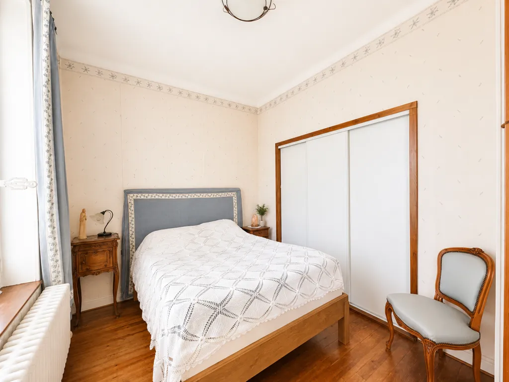 Chambres - Maison avec Jardin et Garage à Vienne