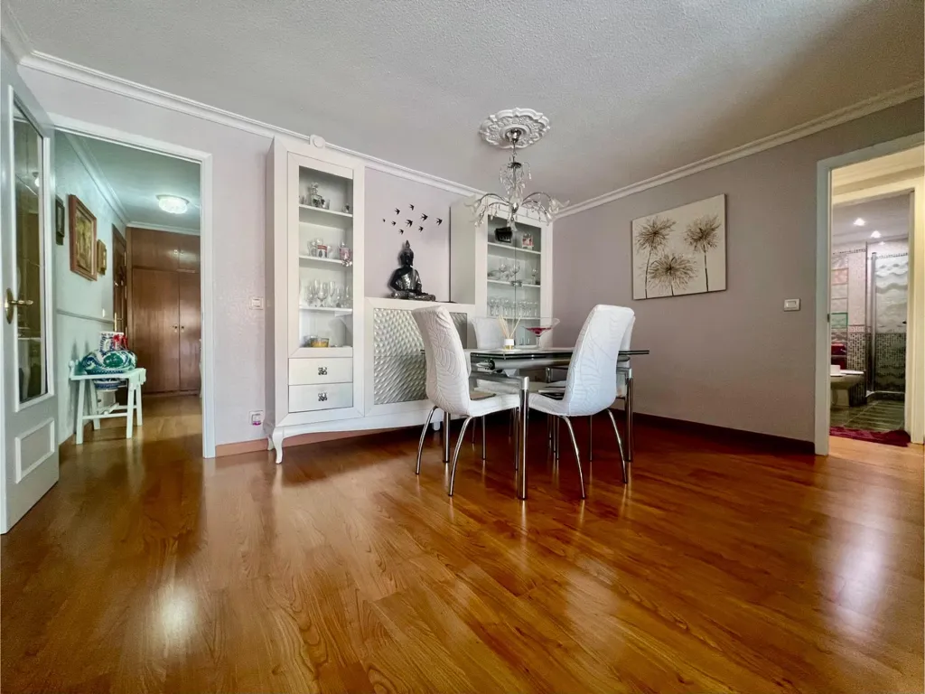 Sala da pranzo - Bright Apartment with Terrace in Parque Azahara