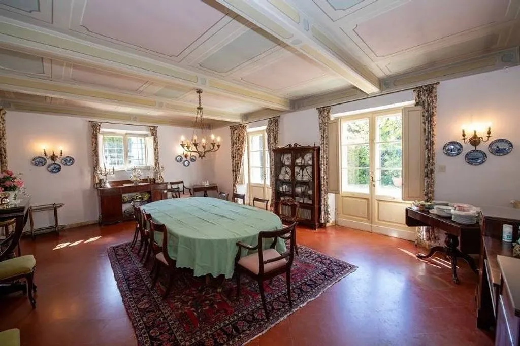 Dining Room - Baroque Villa with Private Garden in Siena