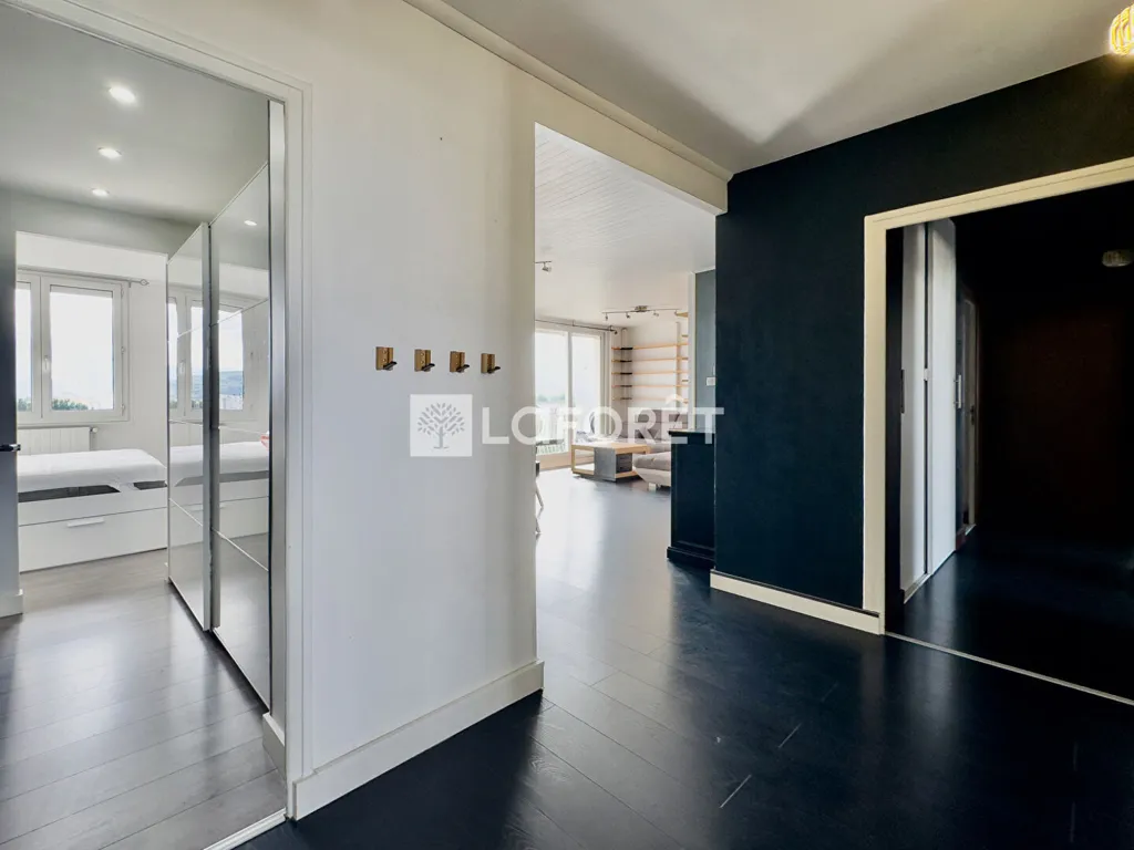 Entrée - Appartement Meublé Traversant à Saint-Martin-d'Hères