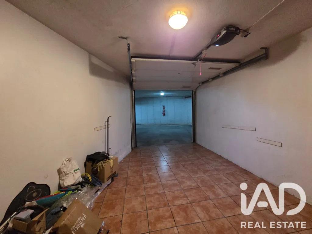Garage - T3 Apartment with Private Garage in Santa Comba Dão