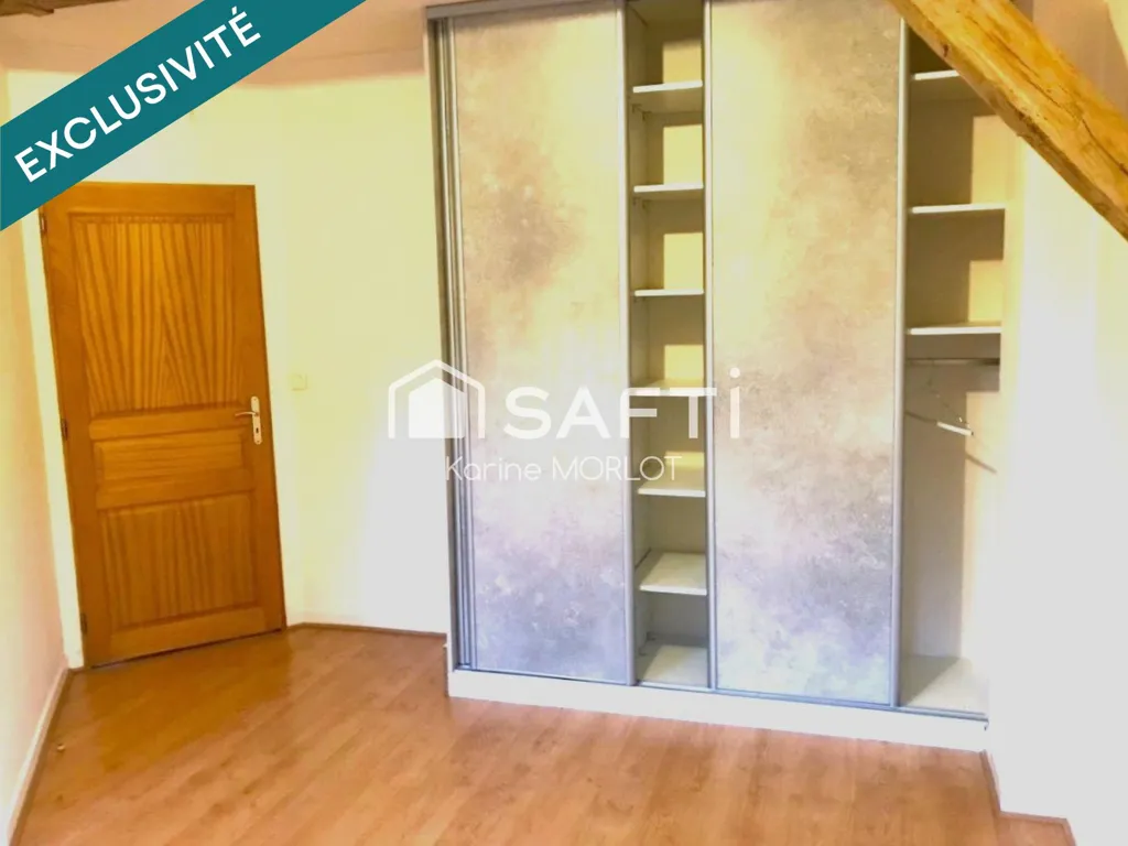 Pièces - Appartement Duplex avec Parking à Ornans