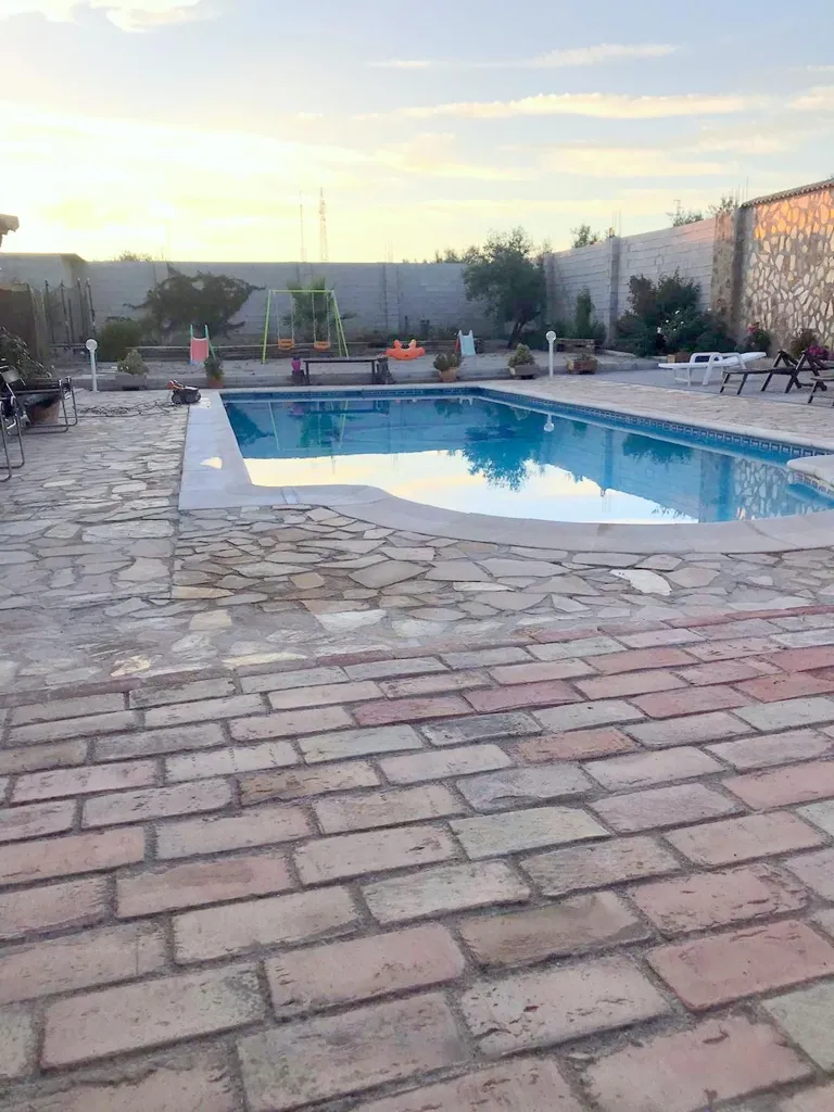 Pool - Detached Chalet with Pool in Linares