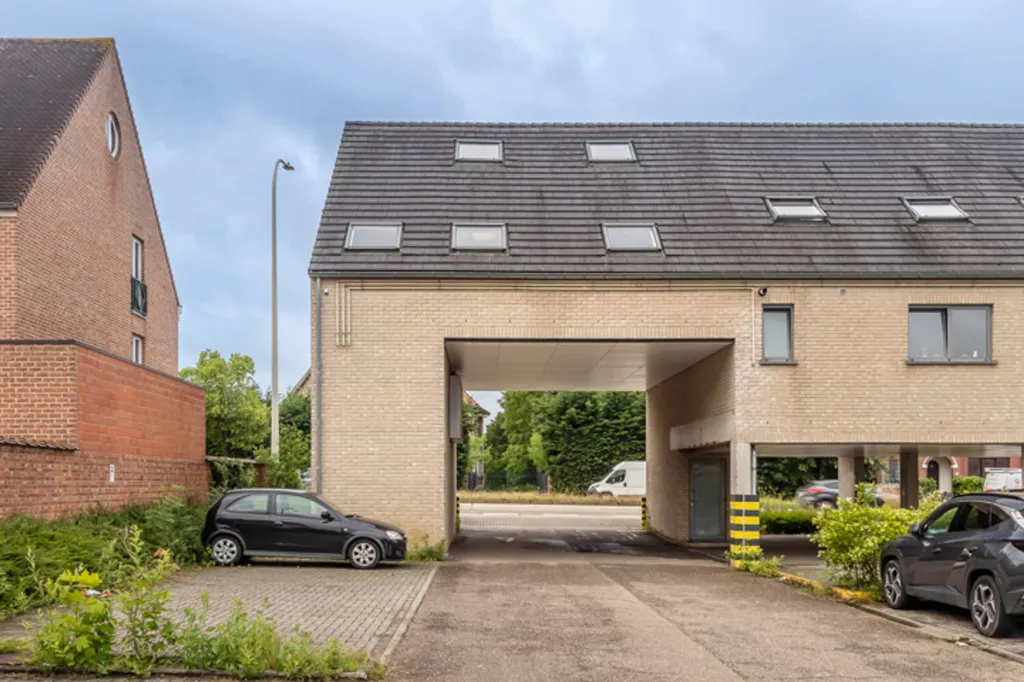 Esterno - Light-Filled Apartment with Terrace in Diest