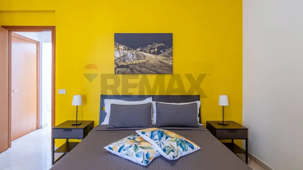 Chambres - Fully Rented Building in Ragusa Centre