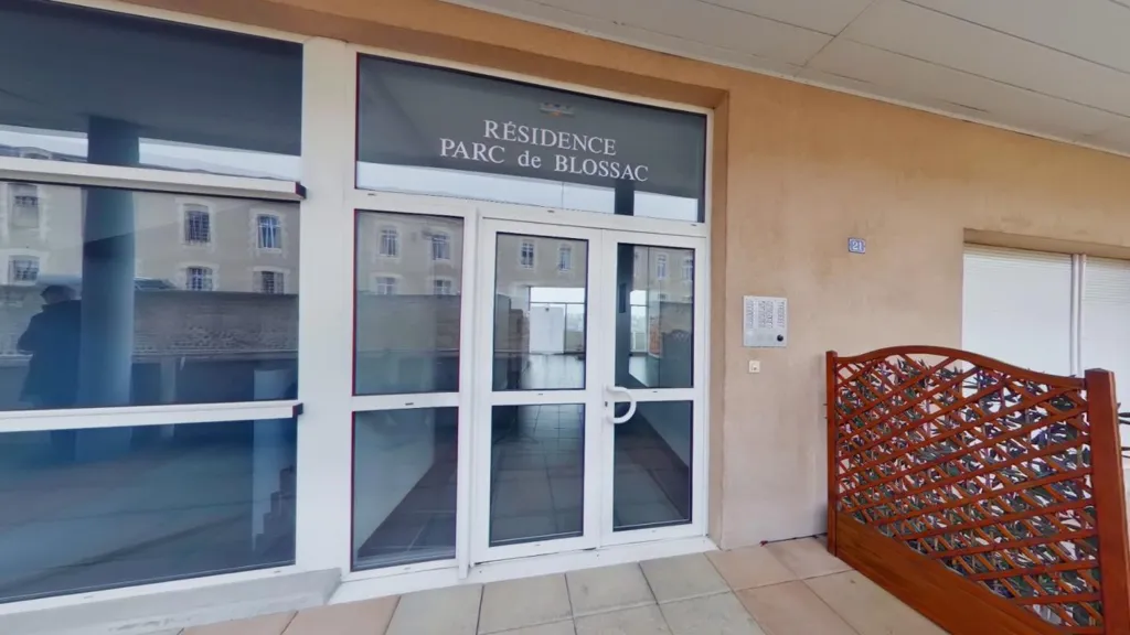 Ingresso - Flat with Parking in Centre-Ville