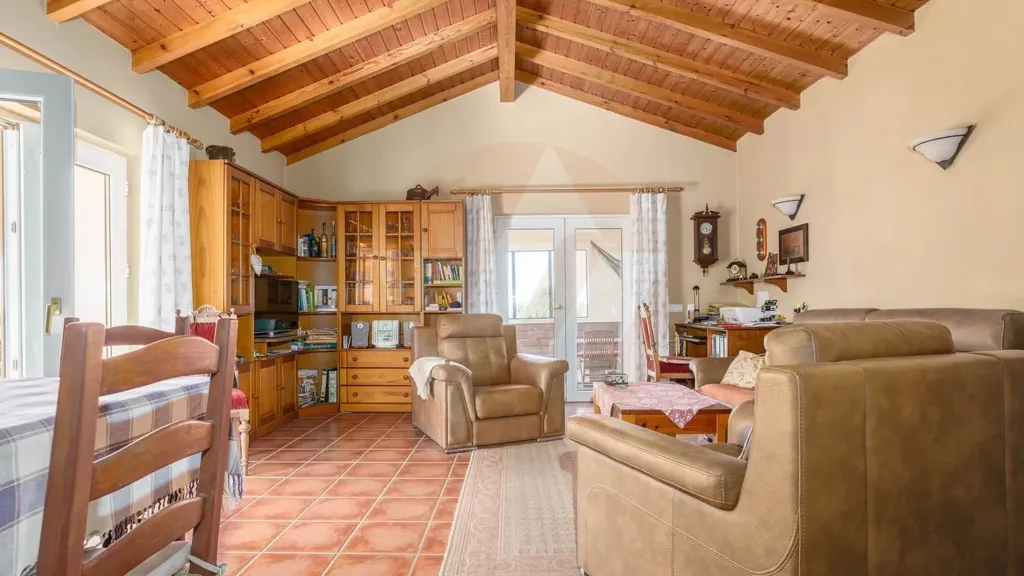 Séjour - Equestrian Villa with Water View in Beja District
