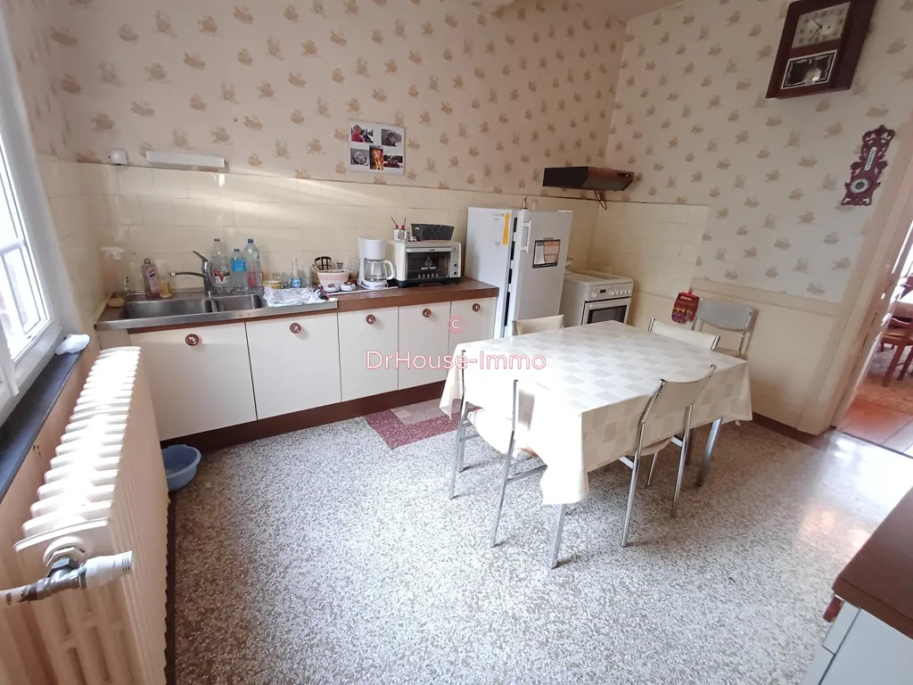 Cuisine - Maison à Rénover avec Jardin et Garage à Proximité