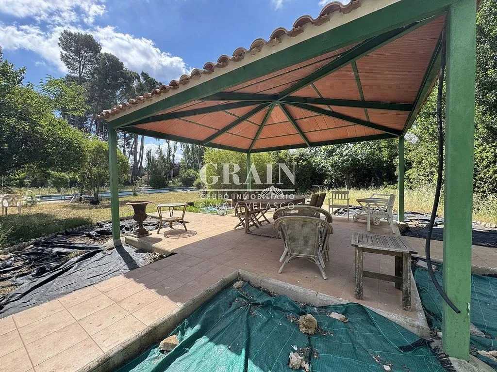 Terrazza - Chalet with Pool in Hermanos Falcó