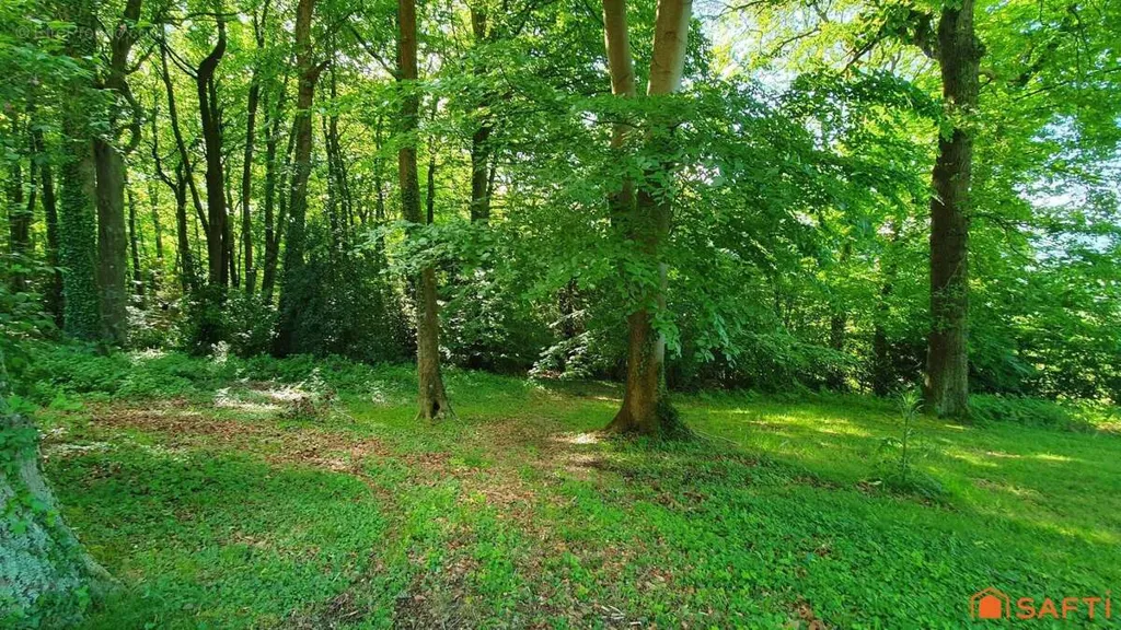 Terrain à Saint-Gatien-Des-Bois