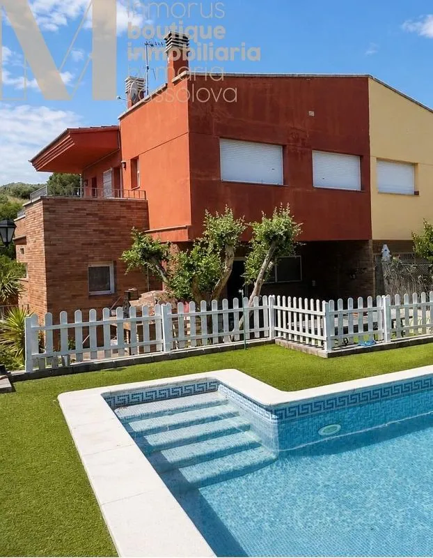 Bassein - Chalet with Sea View and Pool in Calella