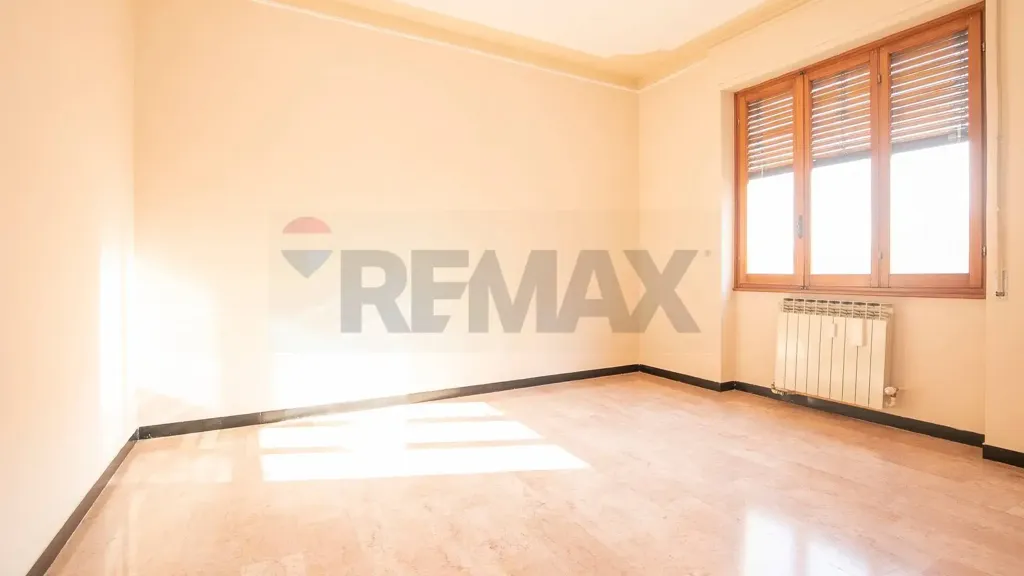 Pièces - Spacious Apartment with Balcony in Novi Ligure