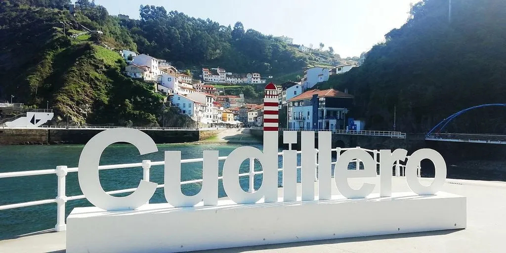 Duplex with Terrace in Cudillero