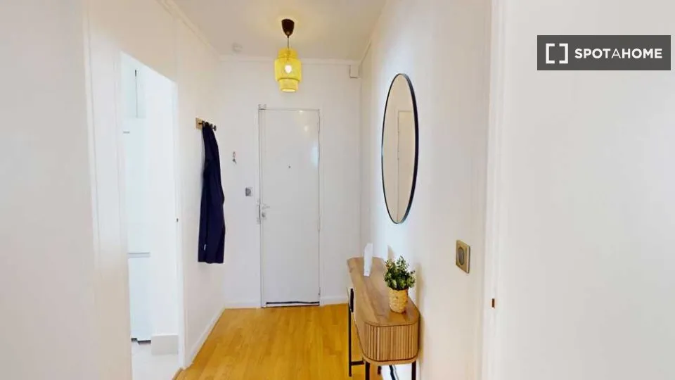 Ingresso - Room in Parisian Shared House