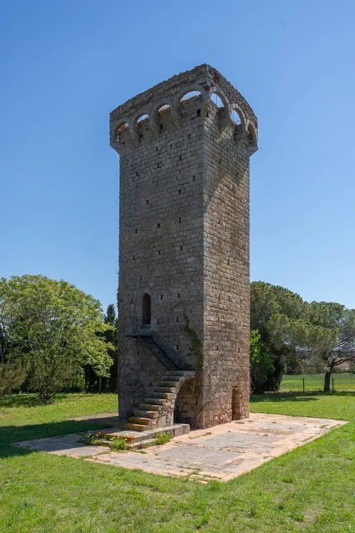 Giardino - Luxury House with Historic Tower in Mont-ras
