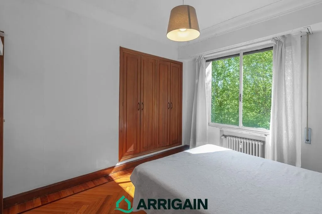 Magamistoad - 5-Bedroom Flat with River Views in San Sebastián