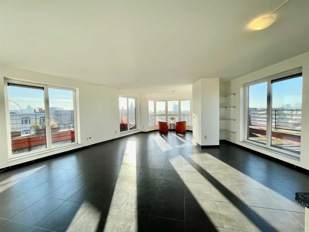 Elutuba - Penthouse with 300° View in Brussels