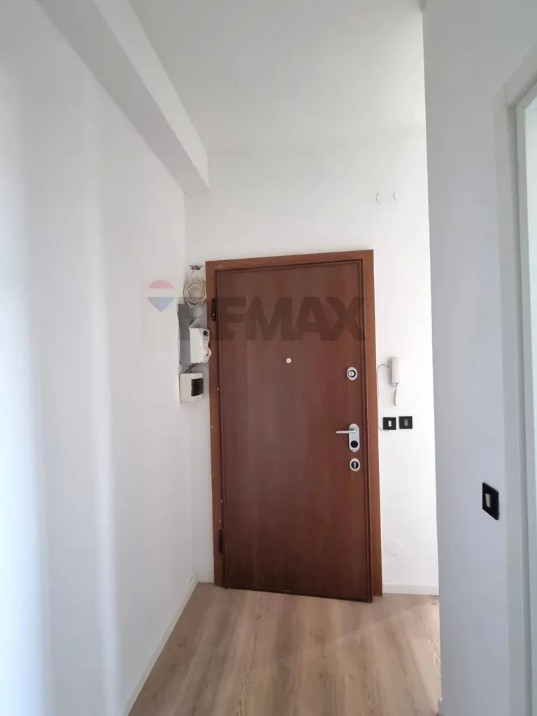 Entrée - Modernised Studio in Milan with Balcony
