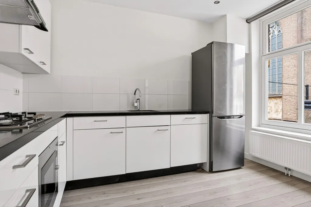 Köök - Spacious Apartment with Balcony in Arnhem