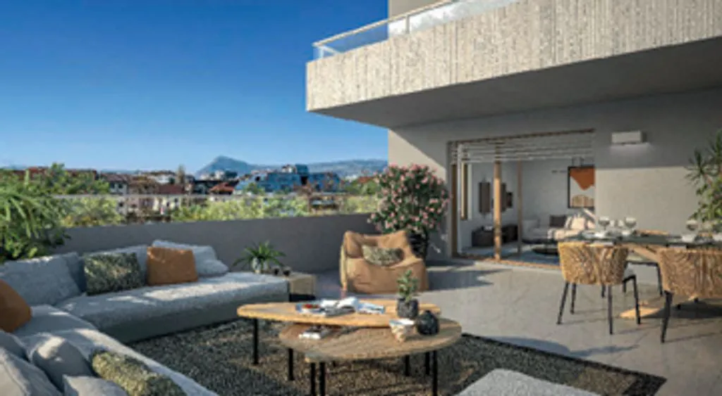 Terrasse - Appartement Luxe 4 Pièces, 6ème Étage à Annecy