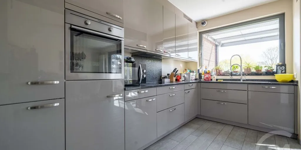 Cuisine - Maison avec vue sur champs à Betekom