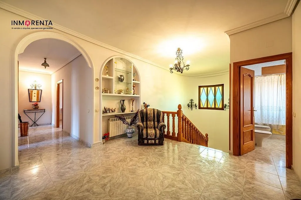 Esik - Detached House with Terrace in La Mata