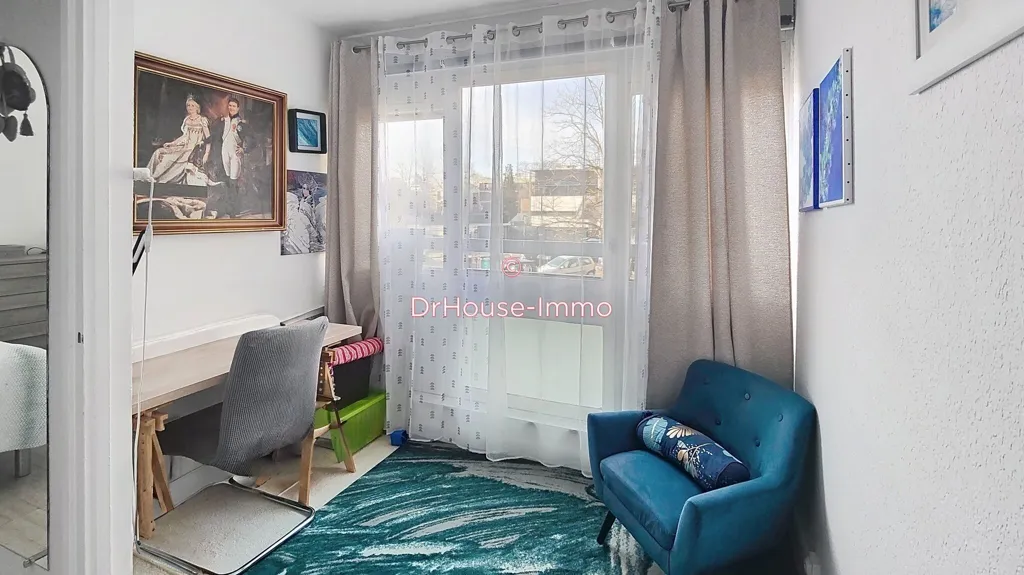 Magamistoad - Spacious Flat with Pool in Le Chesnay-Rocquencourt