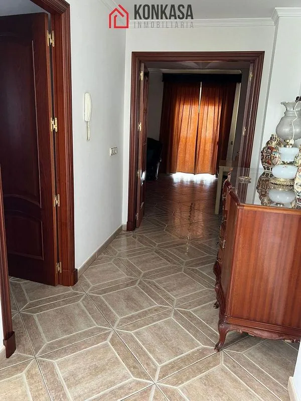hallway_entrance