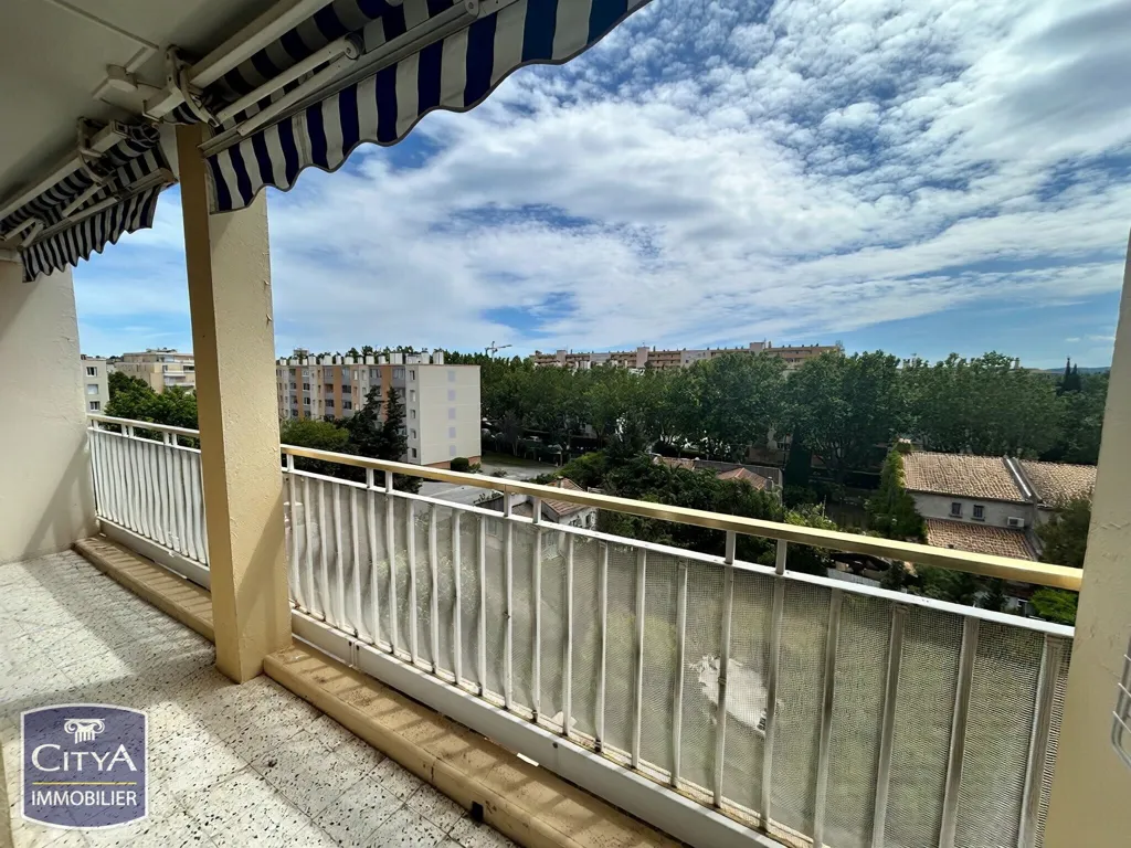 Balcon - Appartement avec Parking à Fréjus