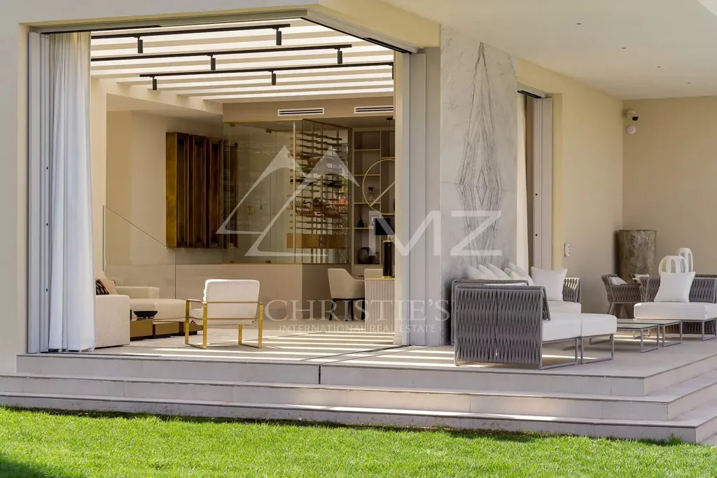 Terrass - Luxury Villa with Sea View in Cap d'Antibes