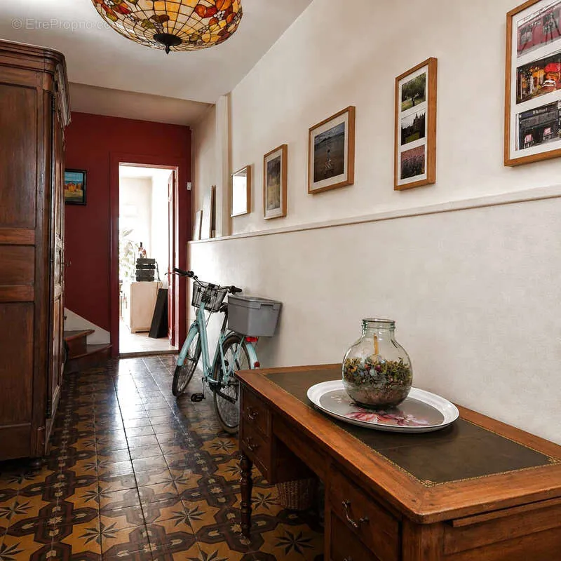 Hallway - Bordeaux-Style House with Pool in Bègles
