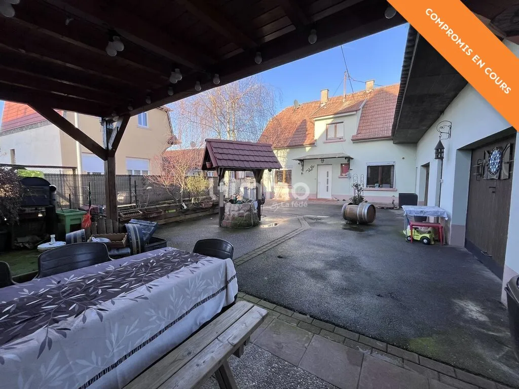 Terrass - Quiet House with Courtyard in Sermersheim