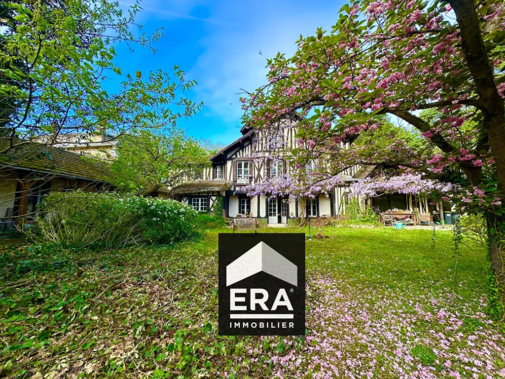 Esterno - Chalet-Style House in Parc de Maisons-Laffitte