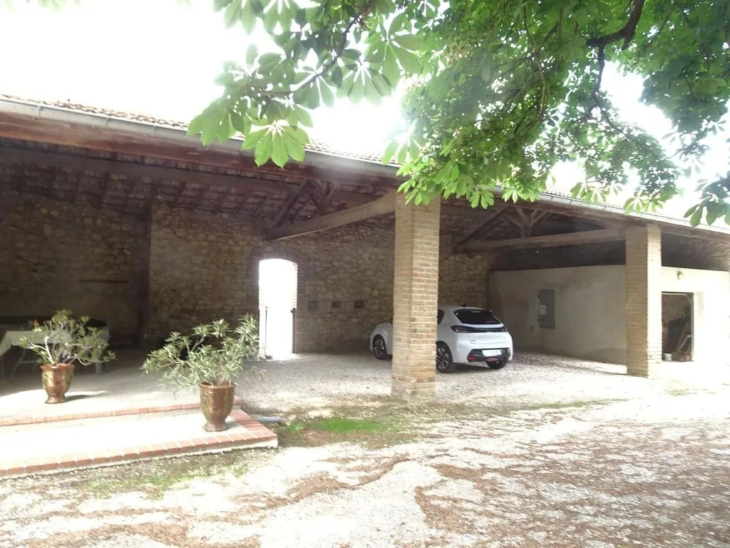 Garage - Villa de luxe avec piscine près d'Anduze
