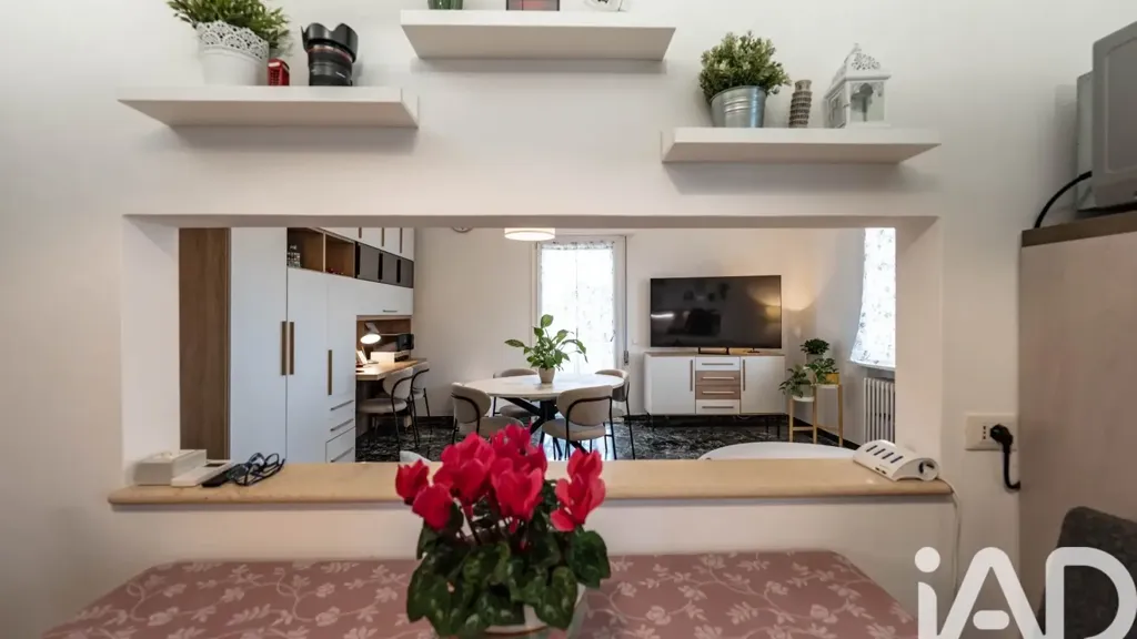 Sala da pranzo - Spacious Apartment with Balcony in Tresignana
