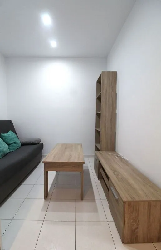 Elutuba - Furnished Flat with Heating in Trafalgar