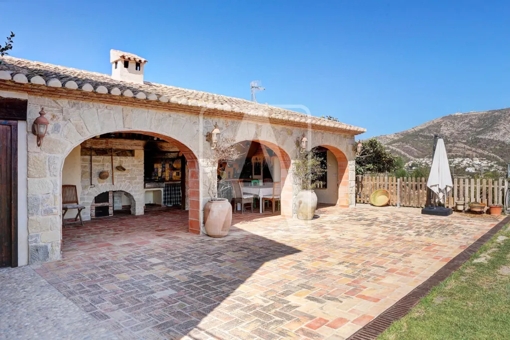 Terrass - Luxury Farmhouse with Pool in Moraira