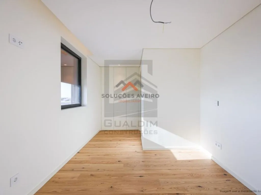 Toad - Luxury Flat with Terrace in Aveiro