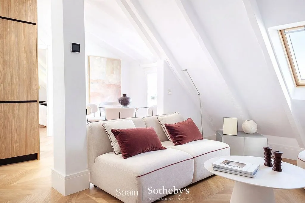 Living Room - Contemporary Flat with Terrace in Salamanca