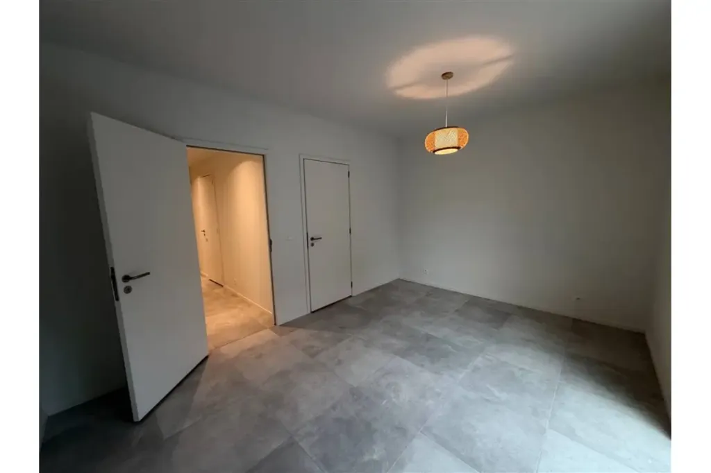 Pièces - Appartement Central avec Terrasse à Anvers