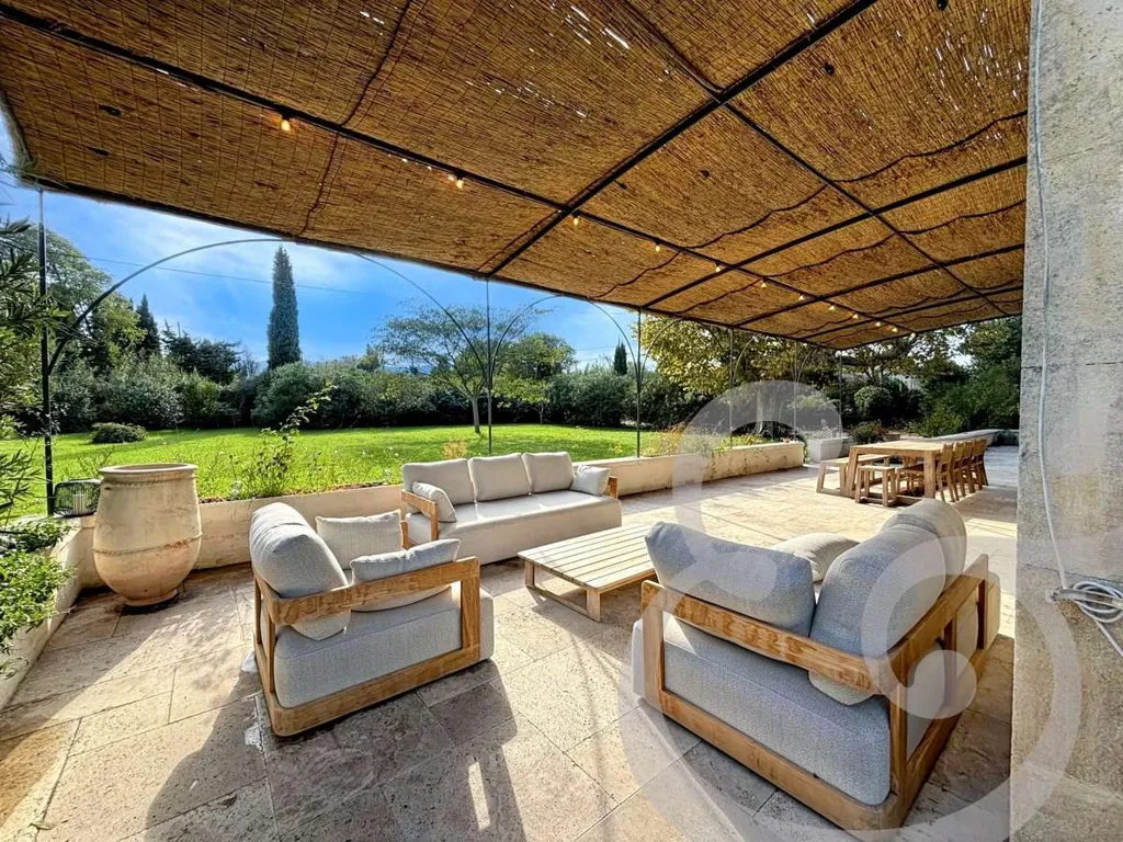 Terrasse - Mas Rénové avec Piscine à Saint-Rémy-de-Provence
