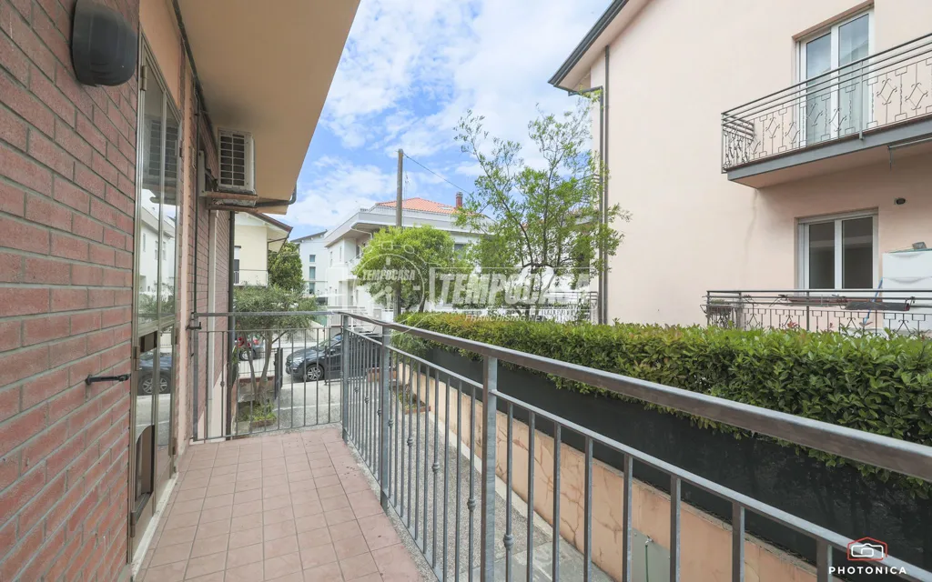 Balcon - Bifamiliar House with Garden in Cattolica