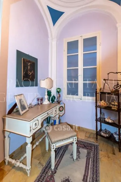 Bureau - Historic Apartment in Siena's Four Corners