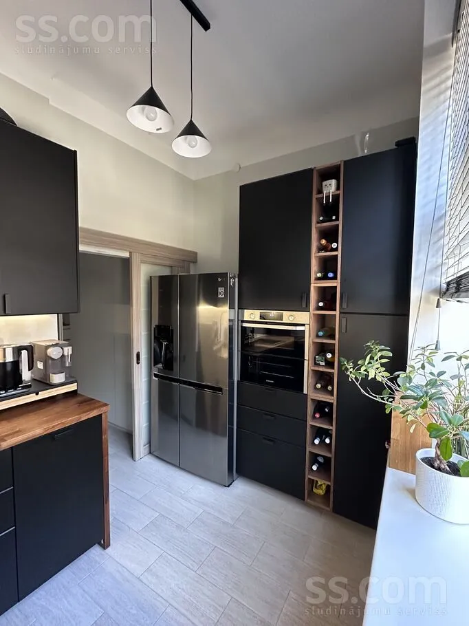 Köök - Spacious Apartment with Balcony in Riga Centre