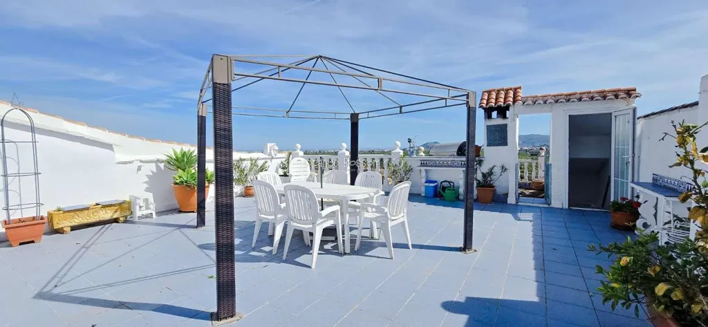 Terrazza - Charming Townhouse with Sun Lounge in Ador